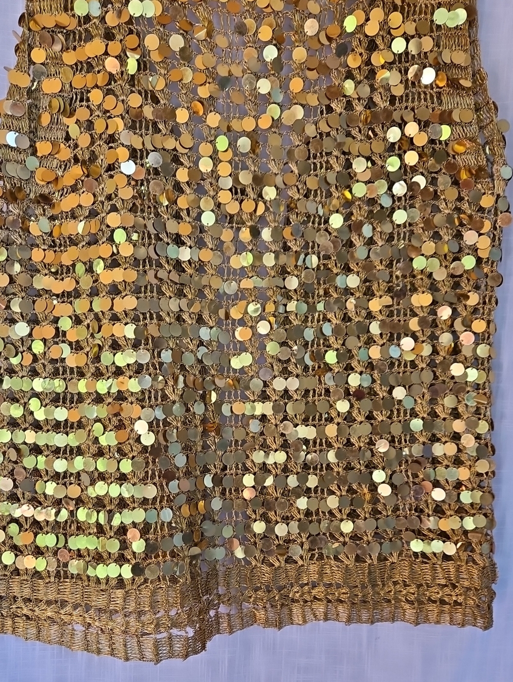 Vintage Women's Gold Sequin Crochet Vest - Shimmering Open-Knit Layer - Picture 12 of 17